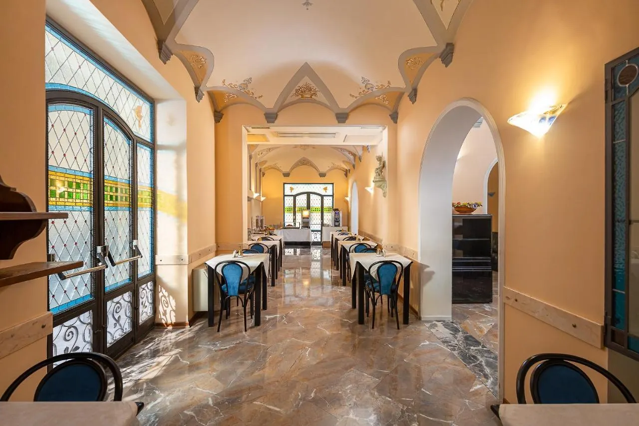 Hotel City Florence 3*,  Italy